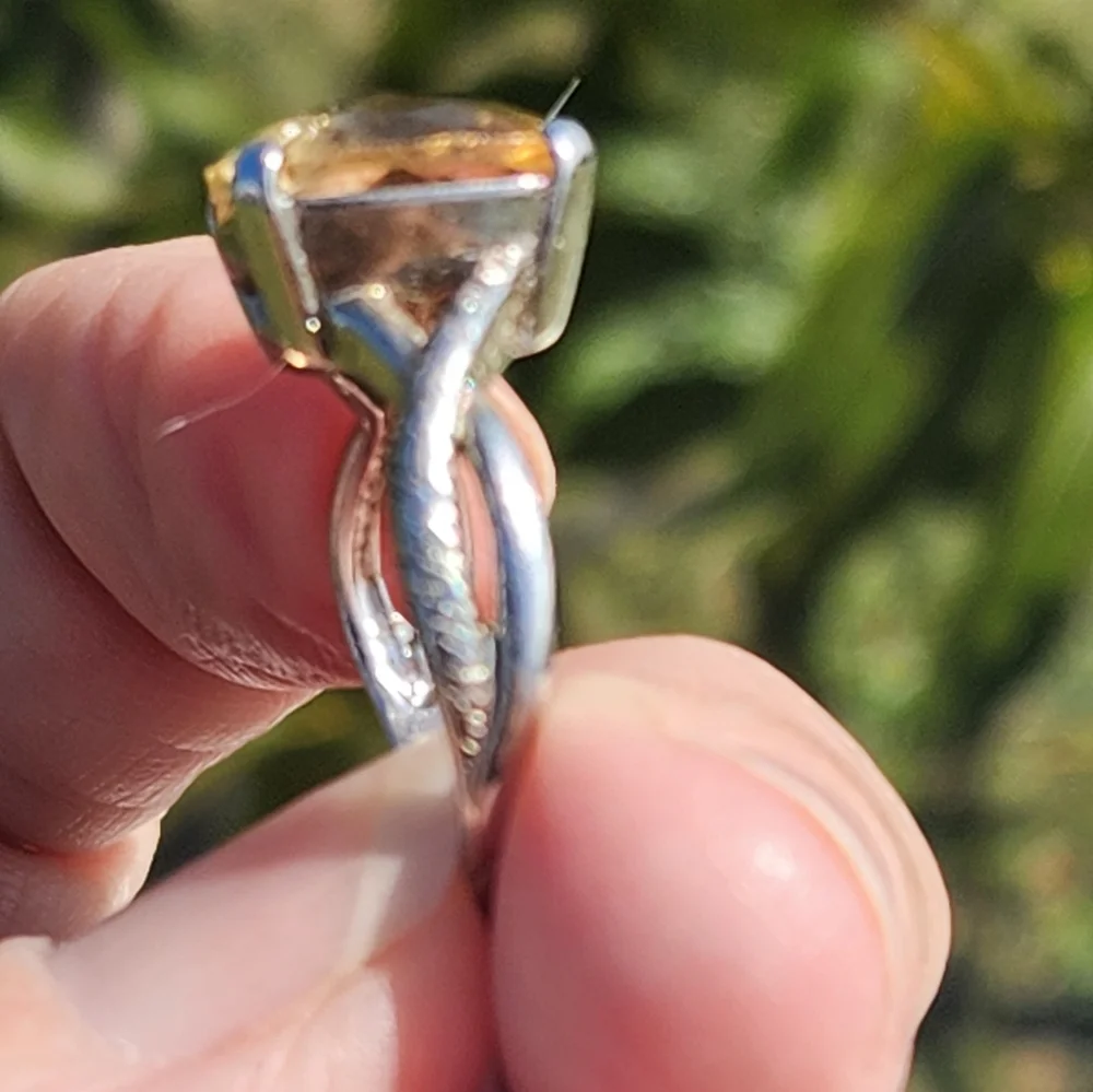 Gorgeous 6.39 ct Cetrine Ring Cushion Cut - Picture 8 of 10